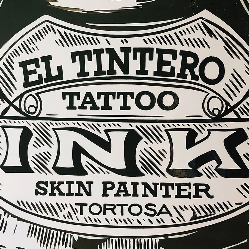 rotulo-artesanal-pintado-a-mano-sobre-madera