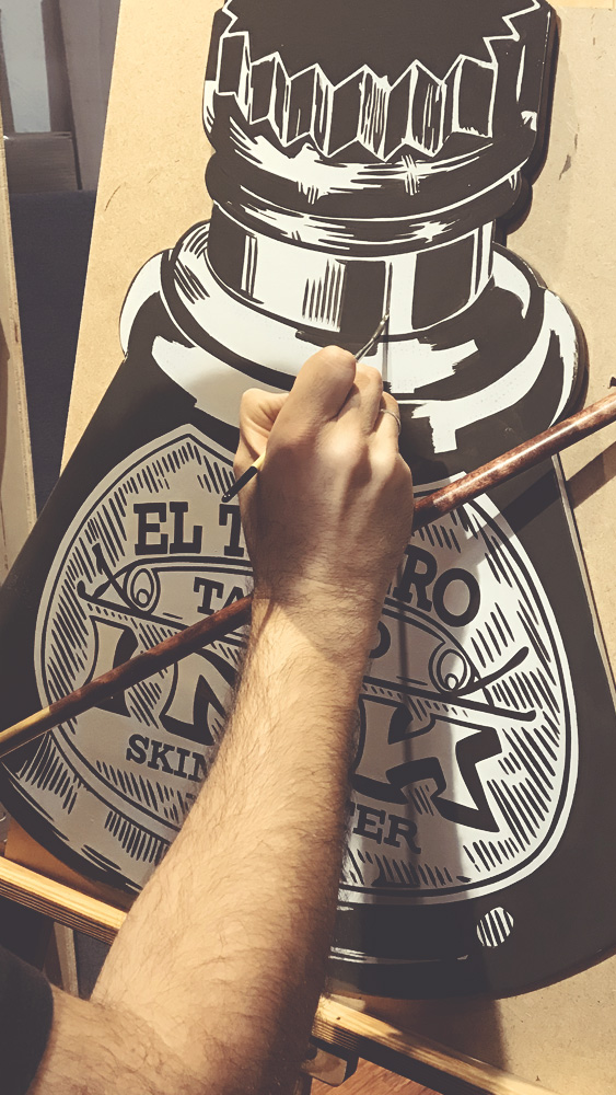 rotulo-artesanal-rotulado-a-mano-sobre-madera