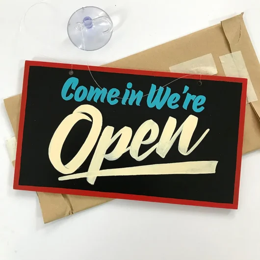 letrero-vintage-puerta-tienda-open-closed-signpainter