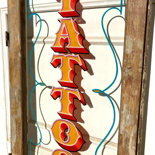 tattoosign-windows-decoration-lettering-croldan-art signpainter