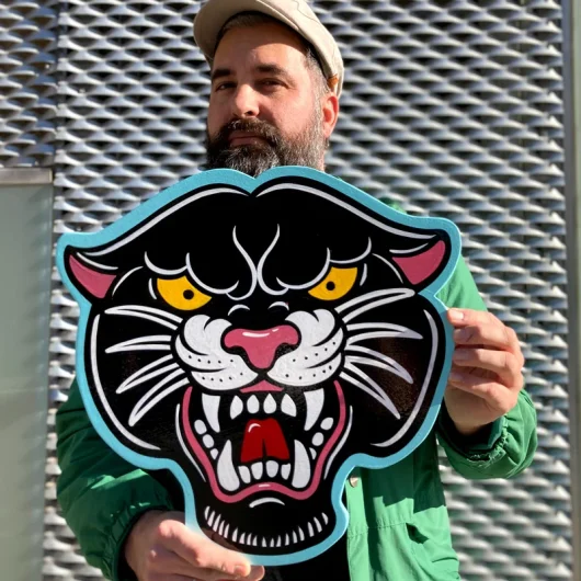 Letrero-tattoo-pantera-pintado-a-mano-cristian-roldan-art