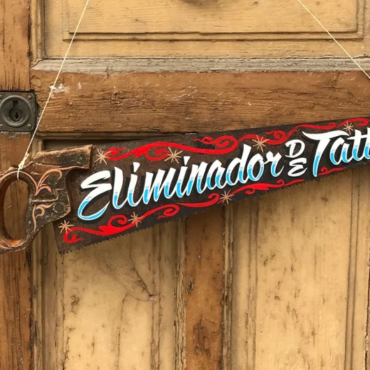 lettering-saw-serrucho-rotulado-a-mano