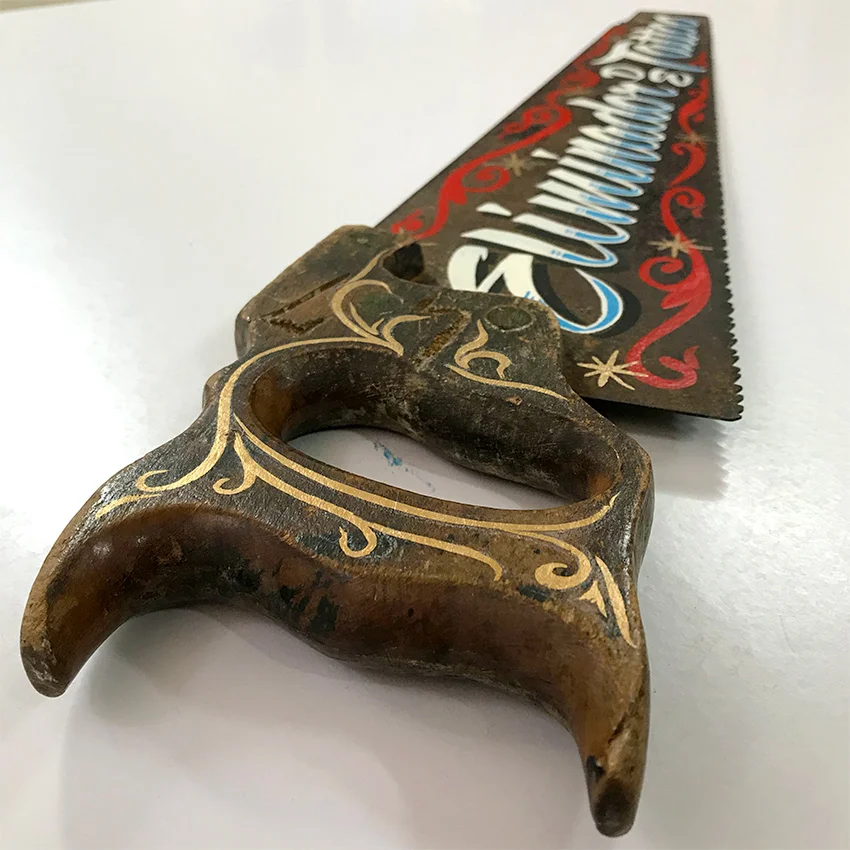 serrucho-eliminador-de-tattoo-lettering-saw