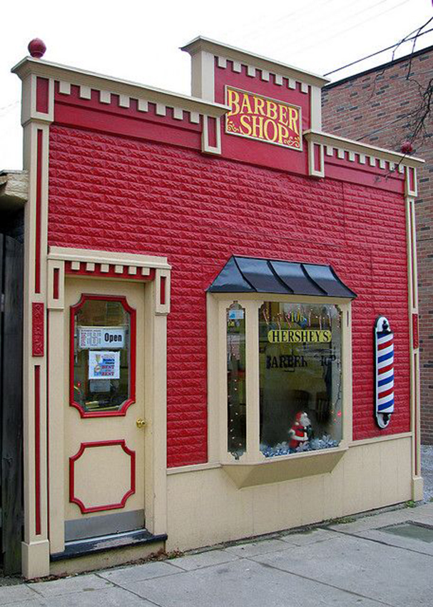 Fachada-de-barber-shop-Luciendo-Colores-Clásicos