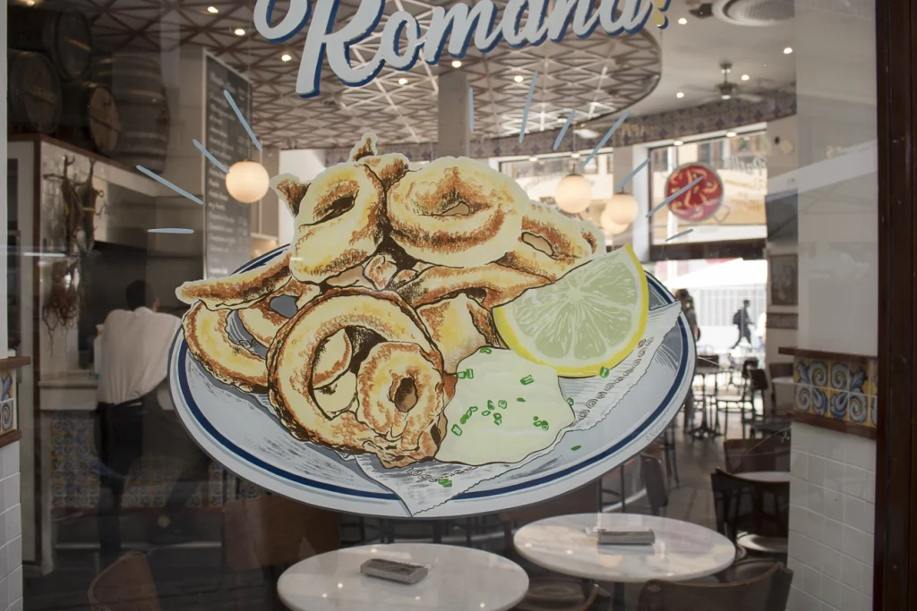 Calamares-a-la-Romana-Pintados-a-mano-sobre-cristal-de-Bar-Antiguo